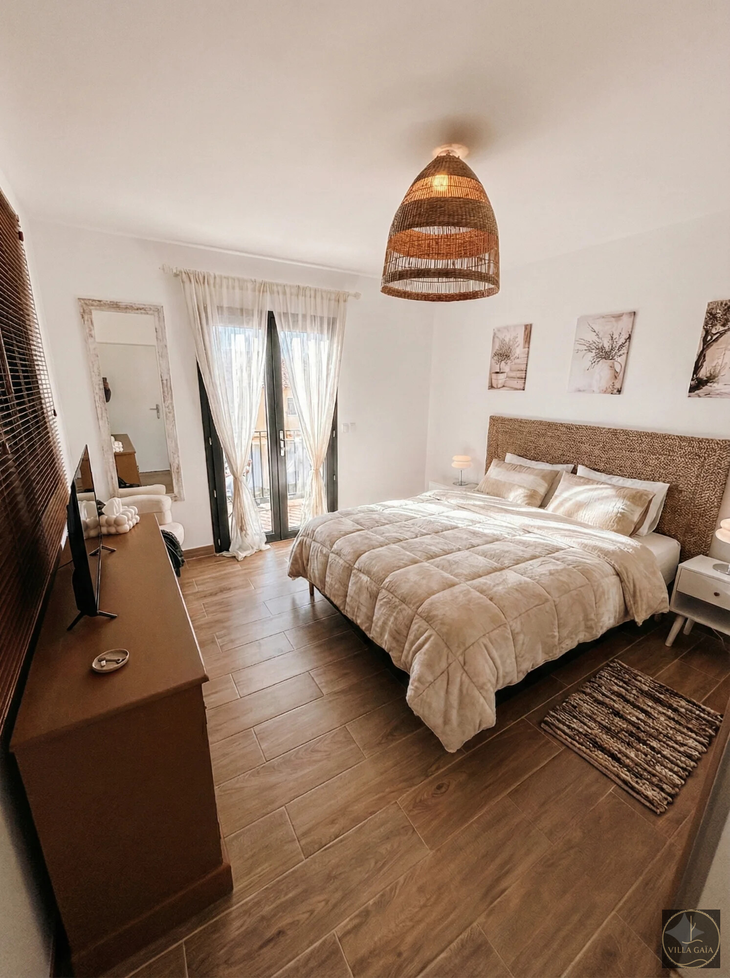 Chambre avec lit double